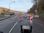 bei dem BLick kann man auch mal an der Ampel stehen 15-warten_an_ampel.jpg
